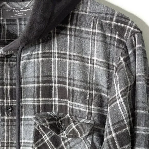 No Boundaries Hooded 100% Cotton Gray Black Plaid Long Sleeve Shacket 42-44 L - Picture 2 of 9